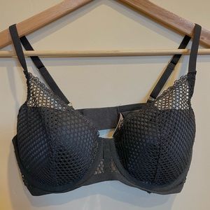 Victoria’s Secret black bra - size 34d